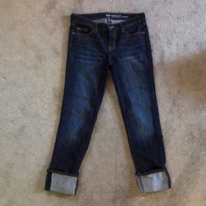 Brand new gap dark wash capris w/ cuff